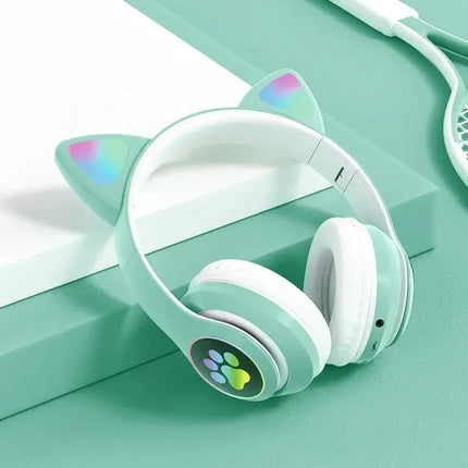 MyGiftHome Flash Lamp Cat Ear Headphones for Kids-Green